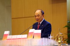 권태진 목사 시집 『난 태양을 보리라』 개정판 출간 감사예배 드려