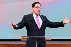 진유철 목사 “성령 충만함으로 문제보다 크신 하나님 은혜 경험해야”