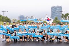 가수 션, 러너 100인과 ‘815㎞ 릴레이런’ 완주…독립유공자 후손 지원