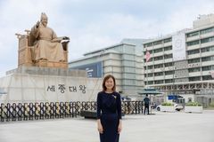 미셸 스틸 주한미국대사, 남대문시장·광화문 방문… “서울 다시 알아가 설렌다”