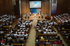 목사 10명 중 7명 “휴가지의 교회에서 주일예배 드려도 돼”