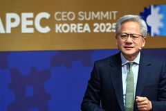 엔비디아 매출 962억 달러 ‘사상 최대’… AI 과잉투자 우려 완화