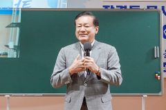 장경동 목사 “생각에서부터 이겨야… 언제나 웃고 감사하며 살자”