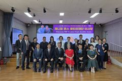 제니퍼 존스 로타리재단 이사장, 뇌졸중환자 수중재활 현장 방문