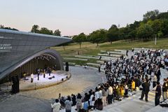 “이 캠퍼스의 주인은 예수”… 서울대서 ‘리바이브 나우’ 복음 집회 열려