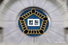 주점서 신청곡 거절 폭행…출소 2달 남성 실형
