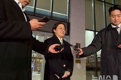 박나래 전 매니저, 첫 공판서 공동공갈 혐의 부인
