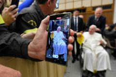 Pope Francis: Look at each other, not cell phone screens
