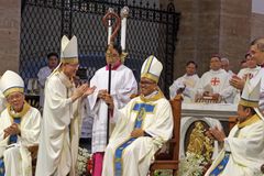 New bishop ordained for Sorsogon diocese