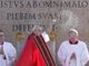 ‘Cry out,’ pope tells young people at Palm Sunday Mass