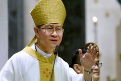 Iwaksi ang pagiging “self-righteous”-Cardinal Tagle