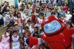 Superbook and Gizmo on the Go Touch the Lives of Kids in Parañaque