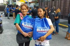 Rising From The Ashes – Operation Blessing Gives Hope To Fire Victims In Sta. Ana, Manila