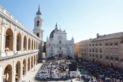 Pope to sign letter to young people at popular Marian sanctuary