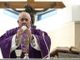 Pope urges priests to bring Eucharist to sick during Italy coronavirus quarantine