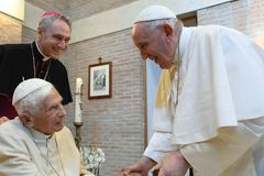 Pope Benedict XVI, tinaguriang “master of catechesis” ni Papa Francisco