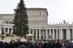 Pope Francis at the Angelus: God wants to live with us and in us