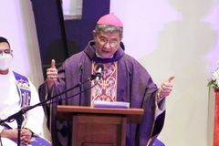 Bishop, maritime chaplains seek help for Pinoy sailors abandoned by Chinese vessel employer