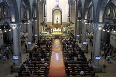 Malacañang warns churches against violating IATF rules