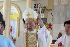 Pandemic forces Cardinal-elect Advincula to skip Vatican consistory