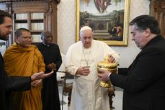 Pope Francis discusses ‘ecological conversion’ with Buddhist monks