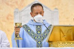 Manila archbishop: Never forget the ‘darkness’ of martial law