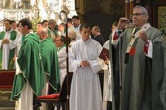 Spanish court throws out ‘hate crime’ complaint against archbishop