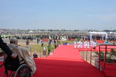 1 million attend joyful Mass with Pope Francis in Democratic Republic of Congo