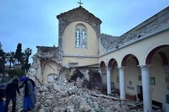 Pope Francis grieves for victims of quakes in Turkey, Syria