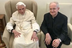 Amid JPII Institute controversy, Benedict XVI meets with recently dismissed professor