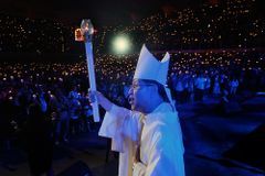 Cardinal Tagle laments ‘crisis of truth’