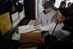 3 bishops seek SC intervention on martial law