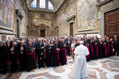 Church must recognize the gifts of older Catholics, pope says