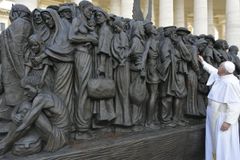 Vatican to turn building offered by nuns into shelter for refugees