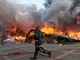 Huge fire destroys clothes market in Bangladeshi capital