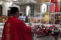 Young saints’ relics make rare visit to Batanes