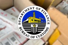 Bureau of Customs puspusan ang kampanya laban sa iligal na produktong ipinupuslit sa bansa