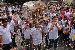 Mananampalataya, inaanyayahan ng MOP sa farewell concert kay St.Therese of the Child Jesus