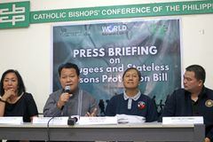 Church agency backs refugee bill
