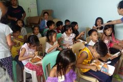 Metro’s street kids enjoy Christmas ‘care packages’