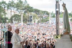 It’s official: Pope Francis will travel to World Youth Day, visit Fatima