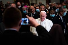 Pope Francis compares life of a priest to mysteries of rosary