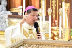 Malolos bishop ends ‘dispensation’ on attending Mass