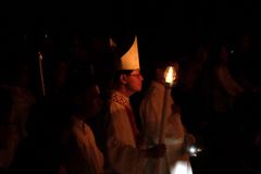 Cardinal Tagle calls faithful to deeper encounter with others