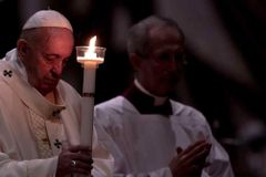 How to be hopeful? Stay close to the Lord, pope says on Candlemas