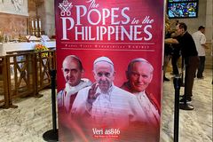 Mananampalataya, hinimok na bisitahin ang Papal Visit Memorabilia exhibit