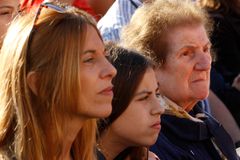 For communications day, pope says memories can help unite people
