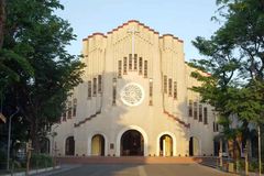 Pagiging heritage site ng Baclaran Church, isinusulong ni Senator Estrada