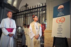 Manila Cathedral unveils new logo