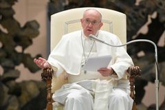 Pope Francis appeals for fight against ‘unacceptable poverty’